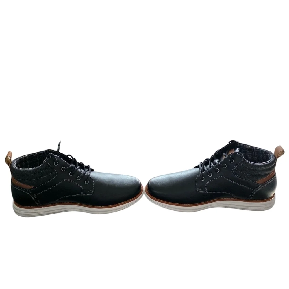 Bruno Marc Mens Black and Brown Chukka Boots size 8.5